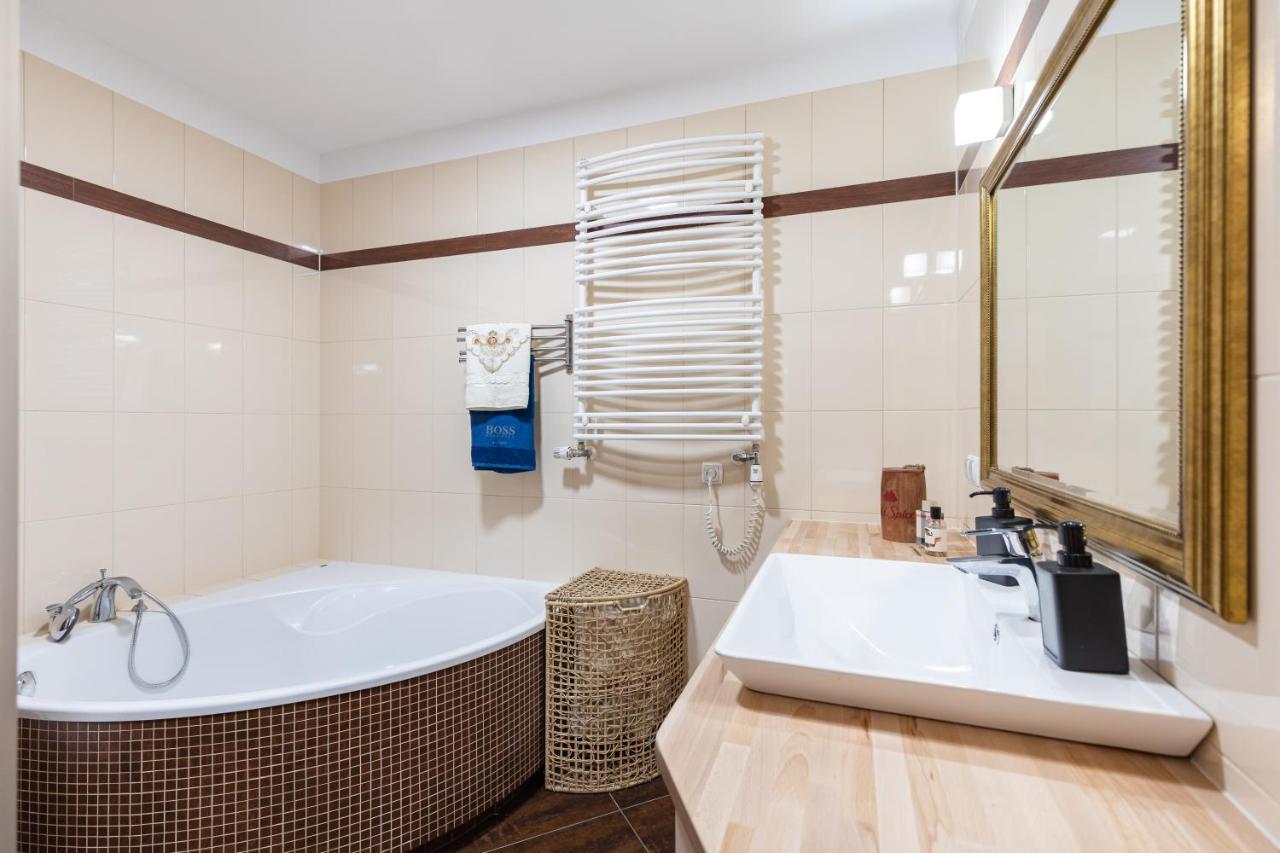 Superapart Wilanowska 7, "Pet-Friendly With Elevator & Parking" Daire Varşova Dış mekan fotoğraf